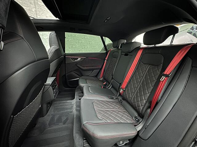 Audi Q8 60e 490pk Full Options! RS Massage Seats | 4WS | OLED | Laser | Ventilatie | Valcona Leder+ Pakket | B&O Sound | 23'' | Alcantara hemel | Head-Up | Soft-Close | Panodak | 2x Memory | Trekhaak | Keyless-Entry | Luchtvering | | Nieuw | Fabrieksgarantie.