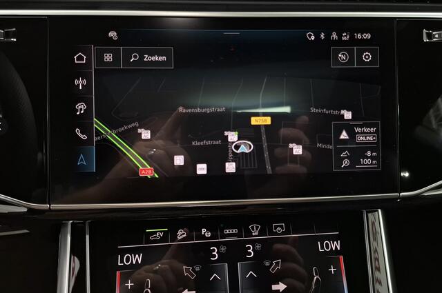 Audi Q8 60 TFSI e quattro Pro Line S Competition Panoramadak | Bang & Olufsen | Comfortstoelen met geheugen | Trekhaak | Matrix Led