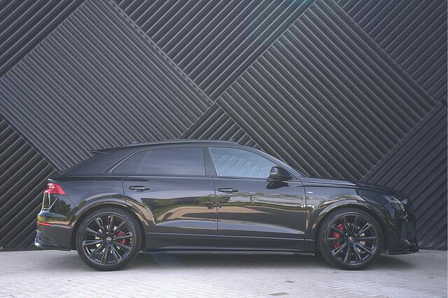 Audi Q8 55 TFSI e quattro ACC Pano Matrix Stoelvent B&O RS-Stoelen Softcl. Keyless Trekhaak