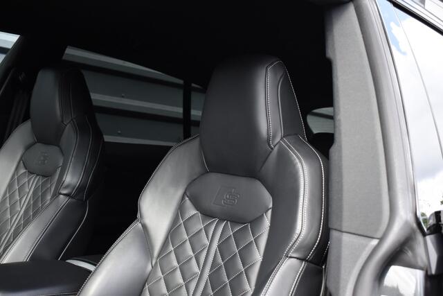 Audi Q8 55 TFSI e Quattro Pro Line S | ACC | RS-Seats | Head-Up | B&O | Softclose | 22'' Wielen | Stuurverwarming | Matrix | Nachtzicht |