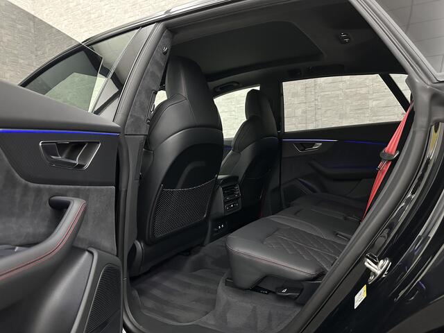 Audi Q8 60e 490pk Full Options! #RS-Stoelen | 4WS | OLED | Laser-LED | Carbon | Massage | Ventilatie | Valcona Leder+ Pakket | B&O Sound | 23'' | Alcantara hemel | Head-Up | Soft-Close | Panodak | 2x Memory | Trekhaak | Keyless-Entry | Luchtvering | Nw.Pr. 155.00