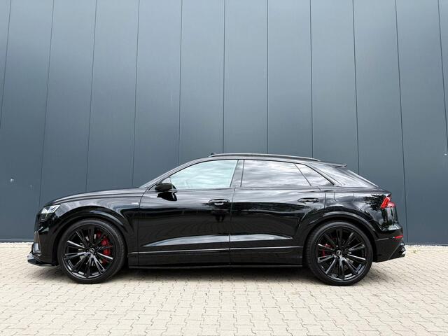Audi Q8 55 TFSI e quattro pano tr.hk Matrix B&O