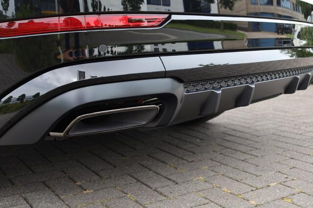 Audi Q8 60 TFSIe Competition Trekhaak l Volleder l Head-up