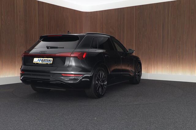 Audi Q8 e-tron 50 quattro S Edition 95 kWh Luchtvering B&O Camera Keyless Navigatie Adaptive cruise