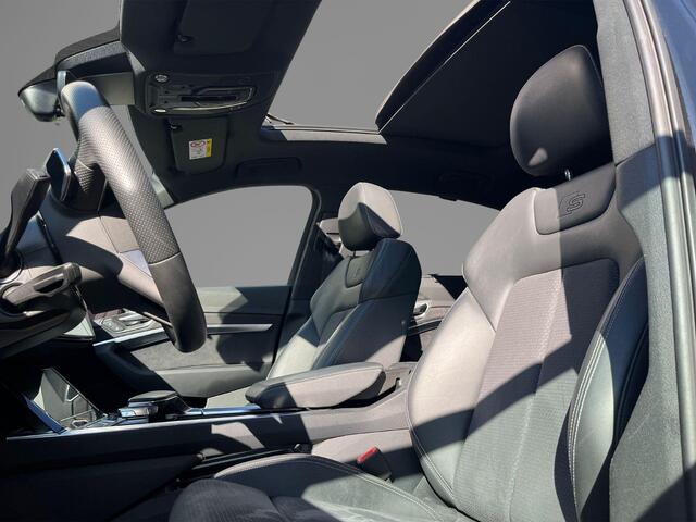 Audi Q8 Sportback e-tron 55 quattro S Edition 115 kWh · Panoramadak · 360 Camera · Luchtvering · Keyless · 360 Camera · Keyless · Matrix LED · 22"Velgen ·