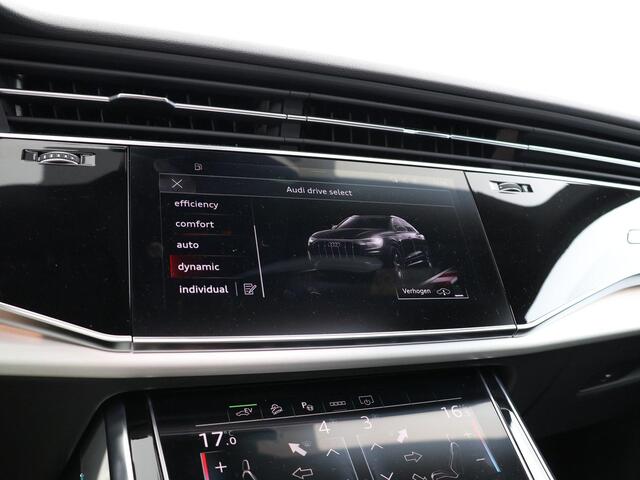 Audi Q8 55 TFSIe 381pk Tiptronic Quattro Pro Line S · Panoramadak · 360 Camera · Wegklapbare Trekhaak · Apple/Android Car Play · Luchtvering · 21'' Inch ·