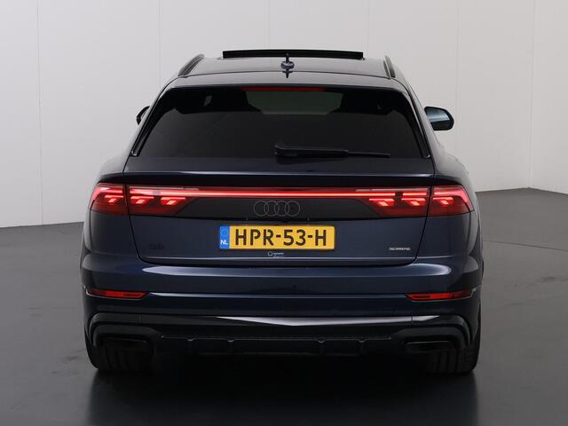 Audi Q8 60 TFSI e quattro Pro Line S Competition | 490PK | Luchtvering | Optiek Pakket Zwart | S-LIne Plus Pakket | Virtual Cockpit | 360 Camera | Trekhaak | Stoel/Stuurverwarming | Panoramadak | Stoelverwarming Achter | Matrix/Laser LED | HUD | Bang & Olufsen | SoftClose |