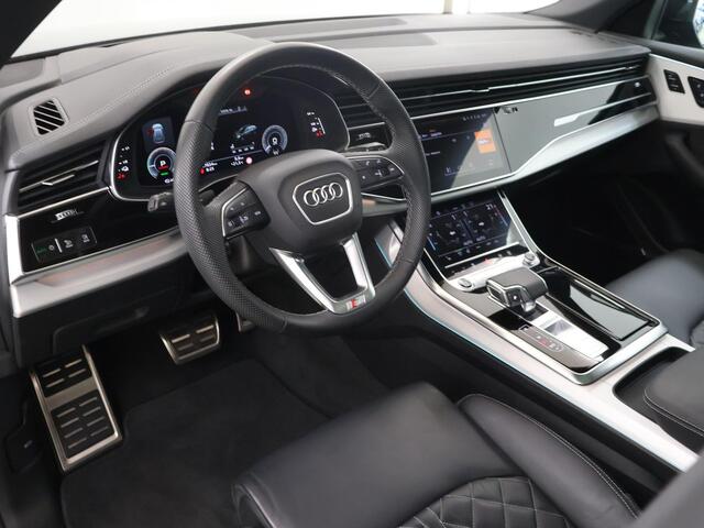 Audi Q8 60 TFSI e quattro Pro Line S Competition | 490PK | Luchtvering | Optiek Pakket Zwart | S-LIne Plus Pakket | Virtual Cockpit | 360 Camera | Trekhaak | Stoel/Stuurverwarming | Panoramadak | Stoelverwarming Achter | Matrix/Laser LED | HUD | Bang & Olufsen | SoftClose |