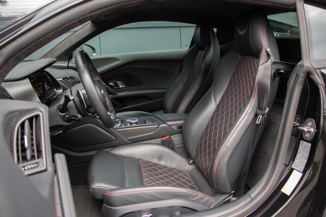 Audi R8 5.2 FSI V10 Quattro Plus 610PK | Ceramic Brakes | B&O | Carbon | Camera | Sportuitlaat | Drive Select | Alcantara | 20" | Stoelverwarming | Virtual Cockpit | Valcona Stiksel | Magnetic Ride | Dealer OH. | N.P ¤284.388.-