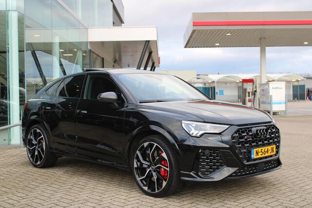 Audi RS Q3 Sportback TFSI RS - Pano - Matrix - 360 Camera - Sonos - ACC - Trekhaak - Black Plack - VOL - Rijklaar