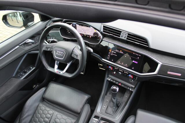 Audi RS Q3 Sportback TFSI RS - Pano - Matrix - 360 Camera - Sonos - ACC - Trekhaak - Black Pack - VOL - Rijklaar