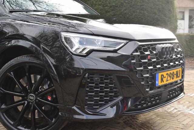 Audi RS Q3 Sportback TFSI | Panoramadak | Stoelverwarming | Getint glas