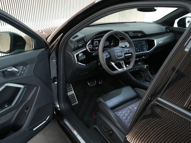 Audi RS Q3 Sportback 400pk TFSI Quattro |panoramadak|B&O|RS seats|Apple Carplay|ACC|blind spot|matrix LED|stoelverwarming|parkeer camera|21" LMV|