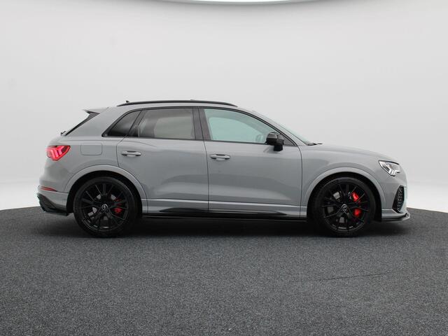 Audi RS Q3 TFSi 400 Pk Automaat | Stoelverwarming | Camera | Bang & Olufsen | Half Leer | Panorama dak | 20 Inch | 97.128 Km !!