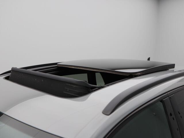 Audi RS Q3 TFSi 400 Pk Automaat | Stoelverwarming | Camera | Bang & Olufsen | Half Leer | Panorama dak | 20 Inch | 97.128 Km !!