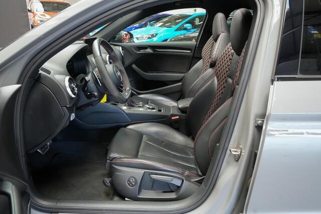 Audi RS3 Limousine 2.5 400 pk TFSI quattro |panoramadak|virtual cockpit|B&O|drive select|matrix-LED|sportstoelen diamond stiching|cruise control adaptief|parkeercamera en sensoren|climate control19"|