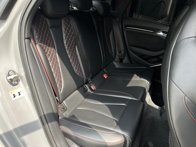 Audi RS3 Sportback 2.5 TFSI Quattro Panoramadak, B&O, Carbon