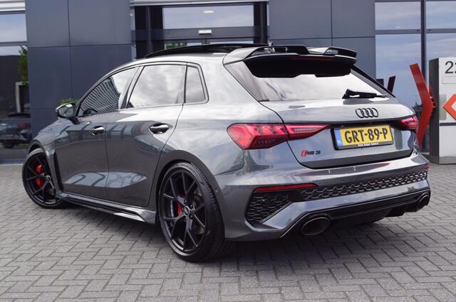 Audi RS3 Sportback 2.5 TFSI 400pk Quattro Pano BenO RS-Design 19'' ACC