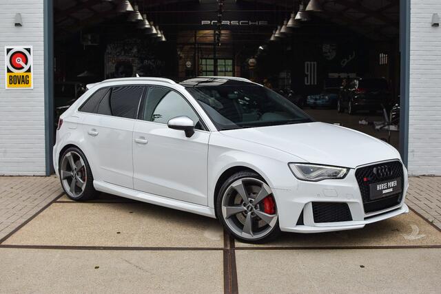 Audi RS3 Sportback 2.5 TFSI Quattro Pro Line Plus *RS Schaalstoelen | Pano | B&O | Magnetic Ride | Carbon | Blindspot*