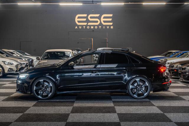 Audi RS3 Limousine 2.5 TFSI quattro | Panorama | B&O | Afneembare Trekhaak
