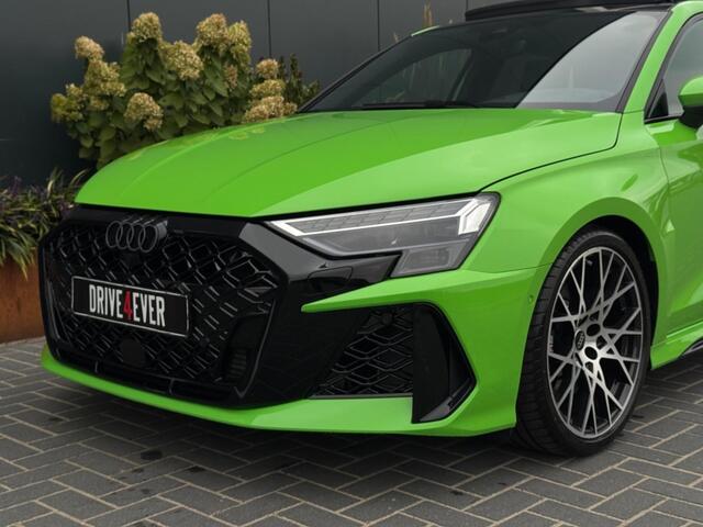 Audi RS3 Sportback 2.5 TFSI RS 3 quatt. NIEUW PANO NAVI CAMERA SPORTVELGEN