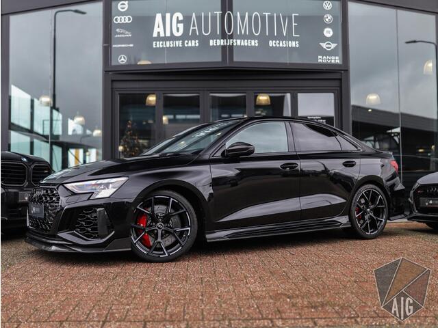 Audi RS3 Limousine 2.5 TFSI A3 quattro | CT Carbon | RS-Dynamic | Matrix | Keyless | B&O | Leder | Camera