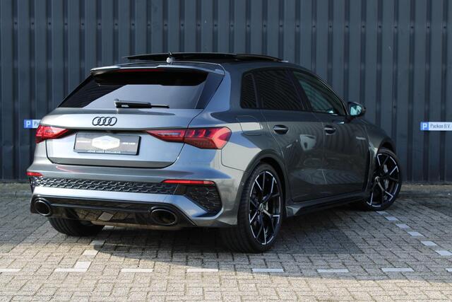 Audi RS3 Sportback 2.5 TFSI quattro PANO CERAMIC B&O HuD