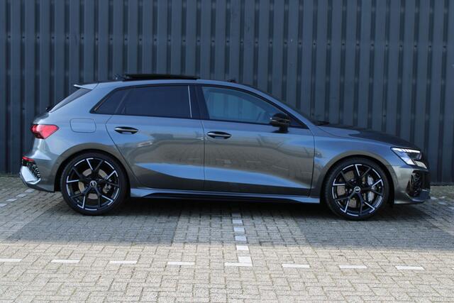 Audi RS3 Sportback 2.5 TFSI quattro PANO CERAMIC B&O HuD