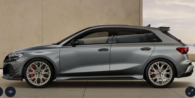 Audi RS3 Sportback quattro competition limited nr. 594 | Lak Gletsjerwit mat Exclusive | RS schaalstoelen exclusive | Panoramadak | Head-up Display | Carbon dakspoiler |