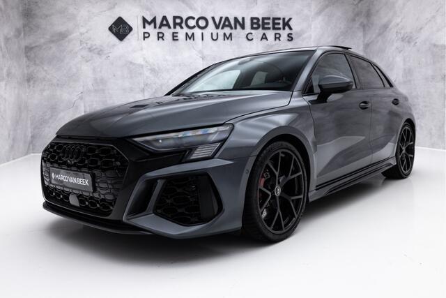 Audi RS3 Sportback 2.5 TFSI Quattro | Pano | B&O | Sportuitlaat | RS Design Rood