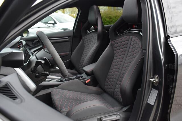Audi RS3 Sportback 2.5 TFSI quattro Pano Kuip Lane Keyless Sonos Camera
