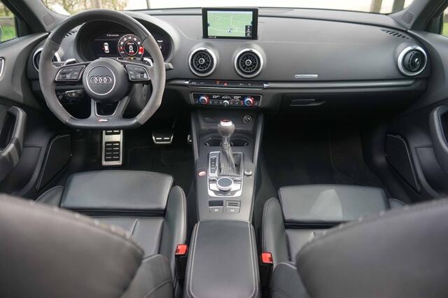 Audi RS3 Sportback 2.5 TFSI Quattro Pano/ACC/RS-Zetels/B&O/Nardo