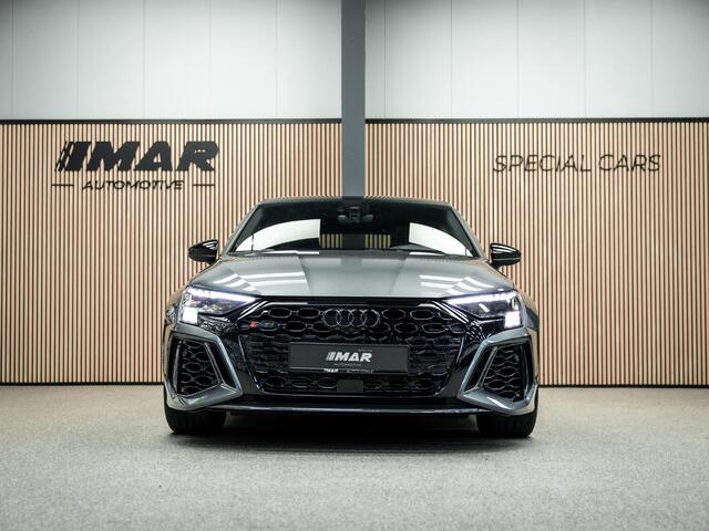 Audi RS3 Sportback 2.5 TFSI S tronic quattro Sportback Hulk uitvoering|carbonpack|Ceramische remmen|