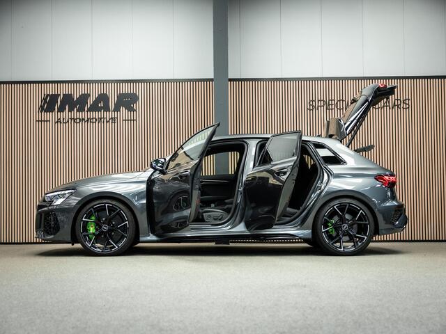 Audi RS3 Sportback 2.5 TFSI S tronic quattro Sportback Hulk uitvoering|carbonpack|Ceramische remmen|