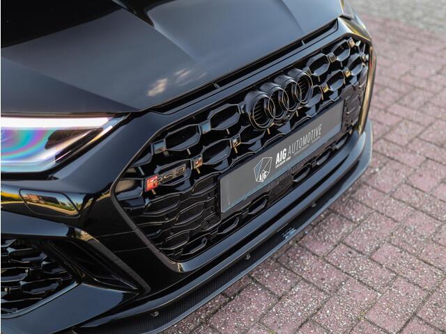 Audi RS3 Limousine 2.5 TFSI A3 quattro | Keramisch | Carbon | Keyless | B&O | Pano