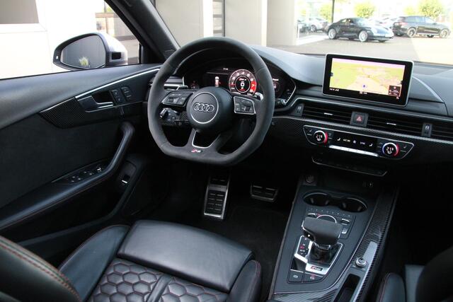 Audi RS4 Avant 2.9 TFSI quattro | Keramisch | HUD | B&O | Carbon |