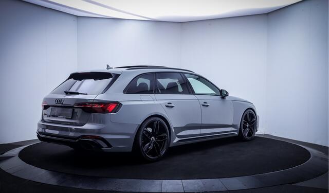 Audi RS4 Avant 2.9TFSI 450Pk Quattro PANO | B&O | RS ZETELS | CAM. | MEMORY | HEAD UP | STOELVERW | ACC | BLINDSPOT | ELEK TREKHAAK | LMV 20''