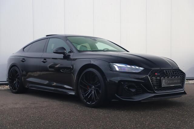Audi RS5 Sportback 2.9 TFSI RS 5 Quattro 450PK Fabrieksgarantie Black Optic Virtual Cockpit Laser LED B&O HUD Panoramadak Nappa Leder Massage Carbon Inleg Alcantara Stuur 360 Camera Dealer Onderhouden 20 inch LMV Stuur & Stoelverwarming Dynamic Pack