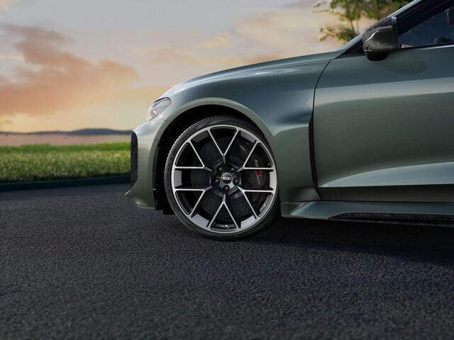 Audi RS5 Avant e-hybrid 639pk quattro Keramisch | Sportpakket | Panoramadak | Head-up | Carbon