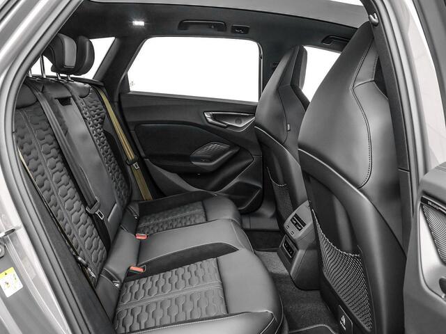Audi RS5 Avant e-hybrid quattro 639 PK · Keramisch · RS design pakket · Panorama-glasdak · Optiekpakket forged carbon