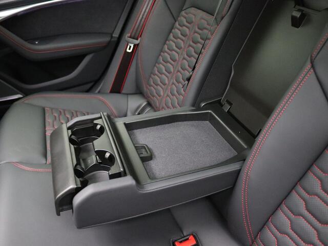 Audi RS6 Avant RS6 Performance 630 PK keramisch, remote park-assist, sportuitlaat, Bang&Olufsen advanced, standkachel, servosluiting deuren, stoelventilatie, head-up