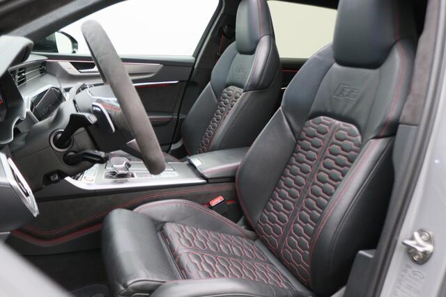 Audi RS6 Avant 4.0 TFSI Quattro 600 PK Panoramdak, B&O 3D, Dynamic Plus, Carbon, Ceramic, 4WB, HUD, 22"