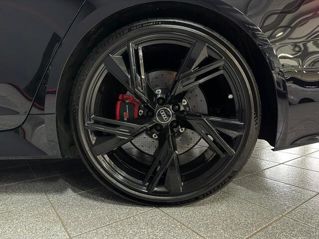 Audi RS6 4.0 TFSI quattro Kera | Pano | Akrapovic