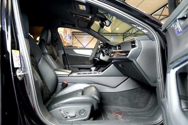 Audi RS6 Avant 4.0 TFSI 441kW/600pk Aut8 Quattro Performance LUCHTVERING + SOFTCLOSE + BANG&OLUFSEN + STANDKACHEL + 360 CAMERA + HEAD-UP + DUBBEL GLAS + ADAPT.CRUISE + LANE ASSIST + MATRIX LED + STOELVERWARMING&-VENTILATIE + HEAD-UP + EL.TREKHAAK + 22" LM-VELGEN!!