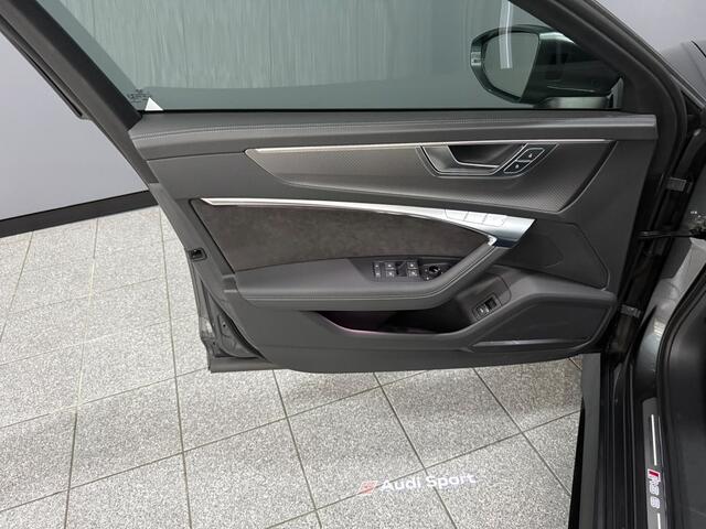 Audi RS6 TFSI quattro HUD | Trekhaak | Pano | Keramisch