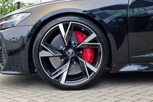 Audi RS6 Avant RS 6 TFSI quattro | DYNAMIC PLUS | KERAMISCH | CARBON | HUD | B&O | KOELING | NIGHTVISION | 4WIELSTURING |