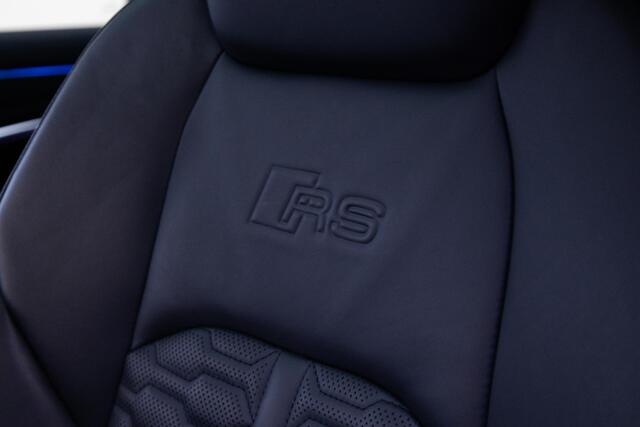 Audi RS6 A6 Avant TFSI quattro | Dynamic plus | Bang & Olufsen Advanced | Tour | City | Panoramadak | Head-Up | 22 Inch |
