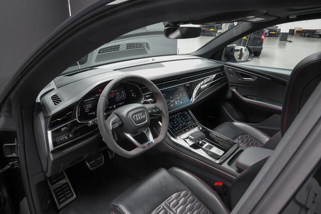 Audi RSQ8 4.0 600pk TFSI quattro |carbon ext.|massage|panoramadak|B&O|RS sportstoelen|keramisch|360 camera|luchtvering|HUD|Bang&Olufsen|Apple Carplay|
