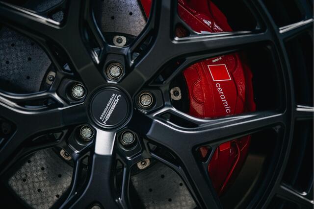 Audi RSQ8 4.0 TFSI quattro | B/O 3D | Carbon interieur en exterieur | Vossen | Rode Stiksels | Trekhaak |