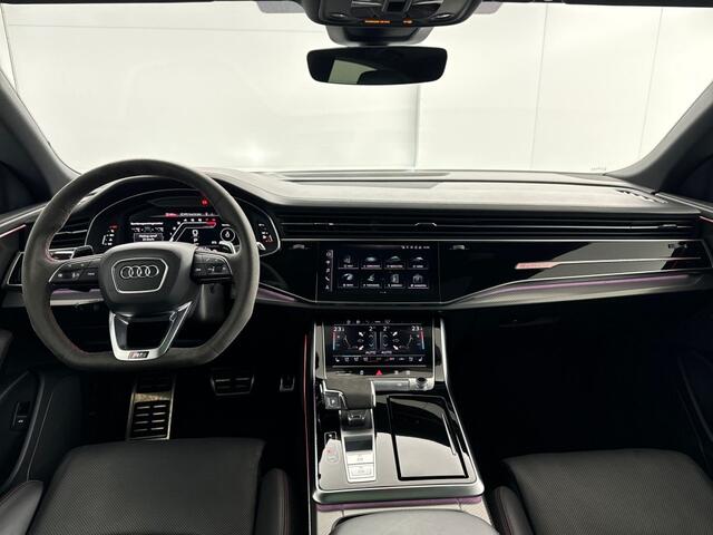 Audi RSQ8 4.0 TFSI RS Q8 Quattro | Panoramadak | Luchtvering | 23'' L.M. Velgen